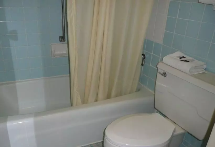 호텔 Travelodge By Wyndham Lumberton