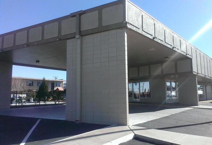 فندق على الطريق Lake Powell Canyon Inn