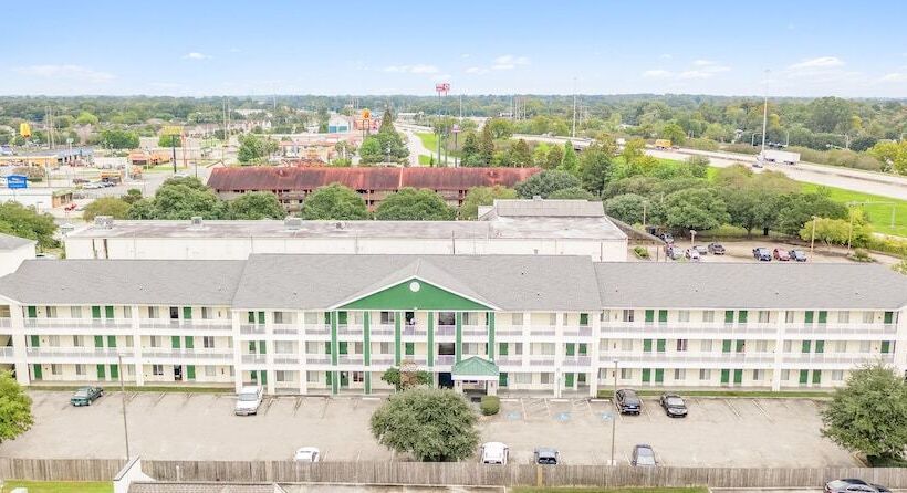 Siegel Select   Baton Rouge