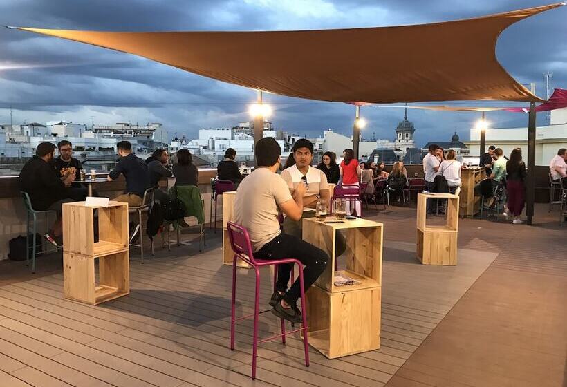 هاستل Safestay Madrid Central