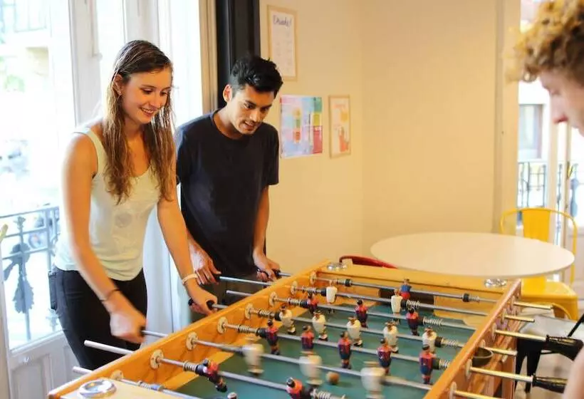 هاستل Safestay Madrid Central