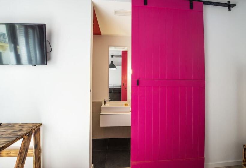 هاستل Safestay Madrid Central