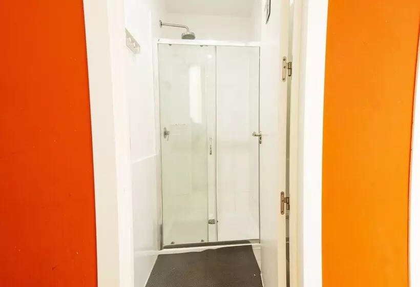 هاستل Safestay Madrid Central