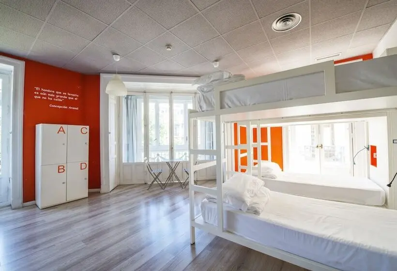 هاستل Safestay Madrid Central