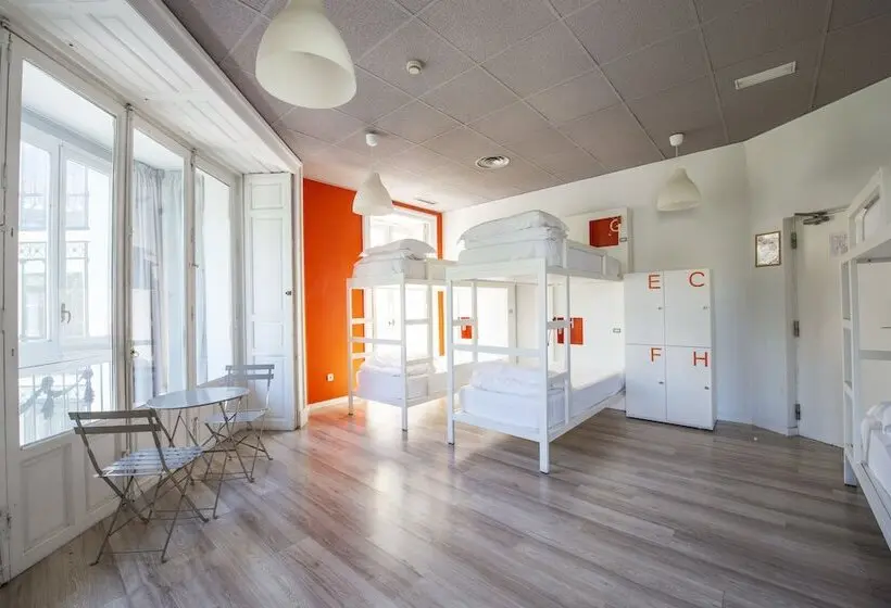 هاستل Safestay Madrid Central