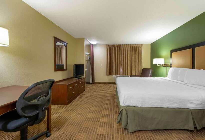 Extended Stay America Suites   Chicago   Schaumburg   I 90