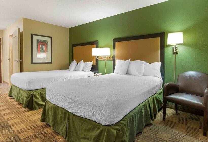 Extended Stay America Suites   Chicago   Schaumburg   I 90