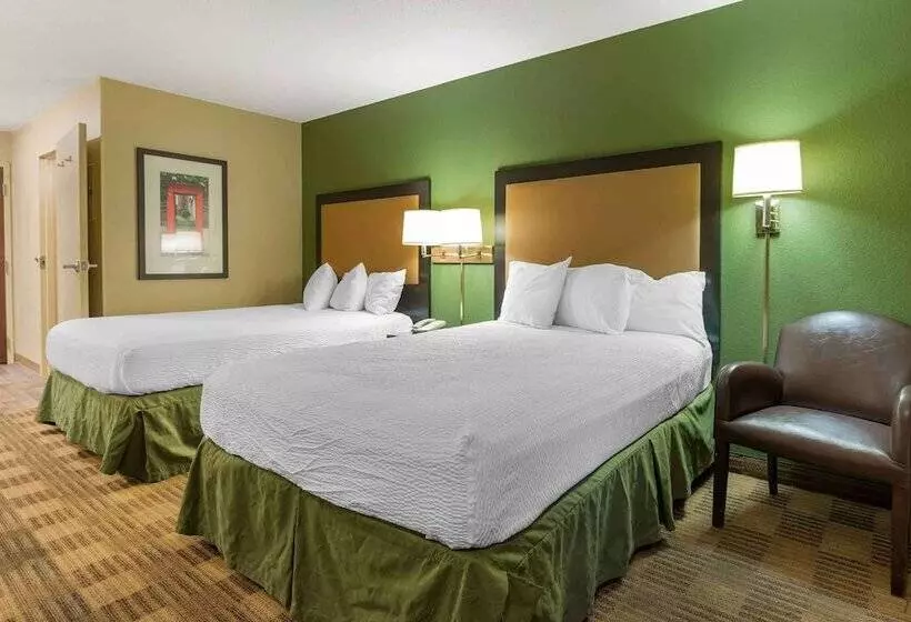 Extended Stay America Suites   Chicago   Schaumburg   I 90