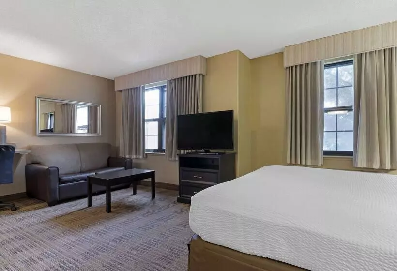 Extended Stay America Suites Oakland Alameda Airport