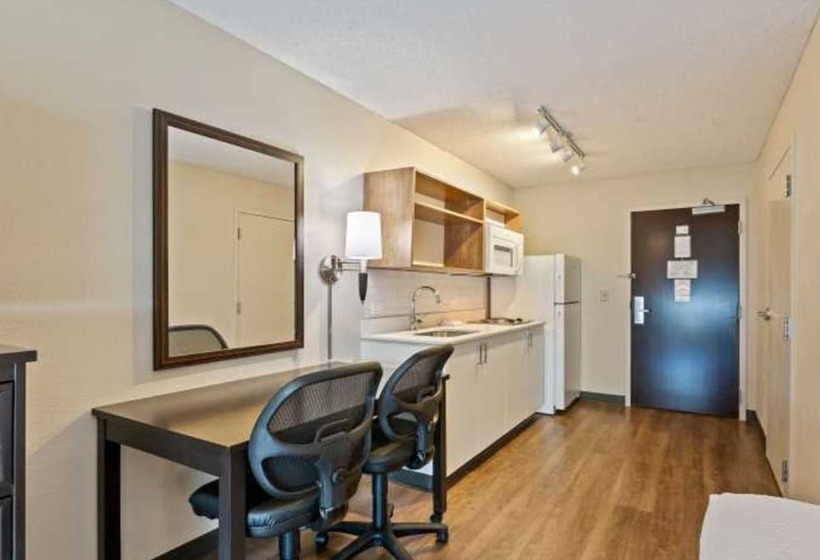 Extended Stay America Suites  Oakland  Alameda Airport