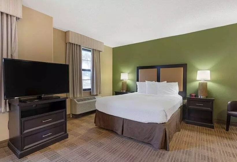 Extended Stay America Suites Oakland Alameda Airport