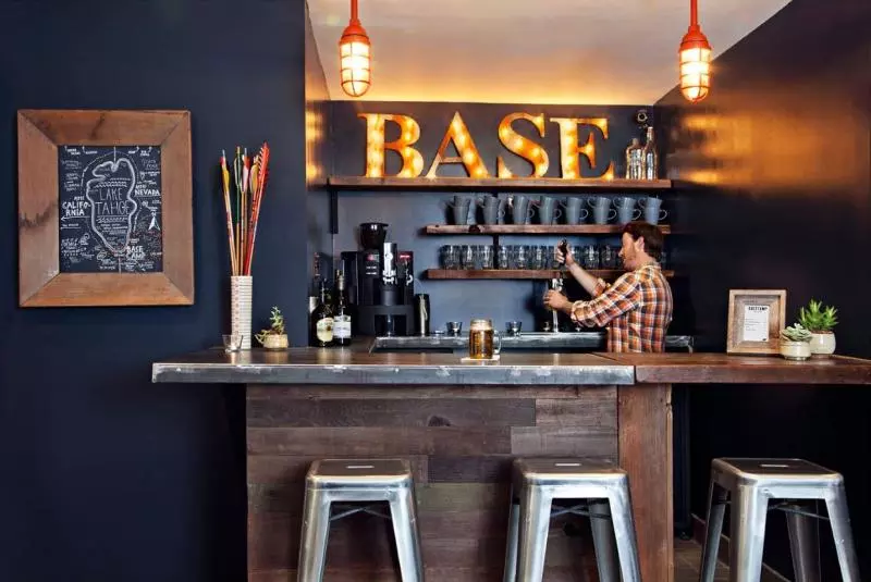 Hotel Basecamp Tahoe South