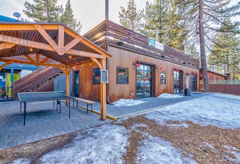فندق Basecamp Tahoe South