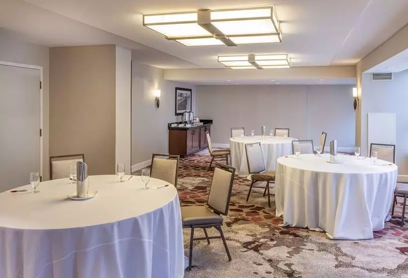 酒店 Chicago Marriott Suites Deerfield