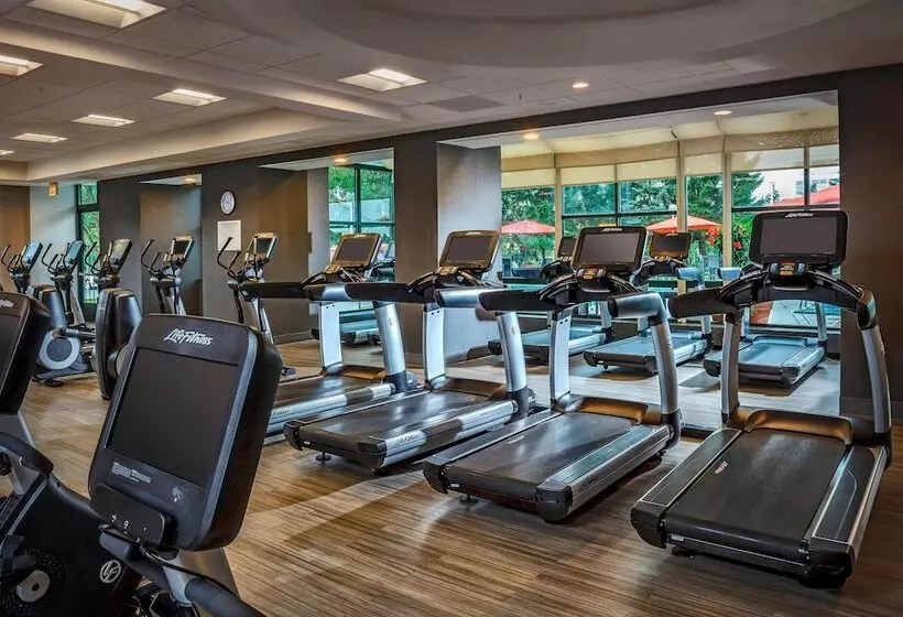 酒店 Chicago Marriott Suites Deerfield