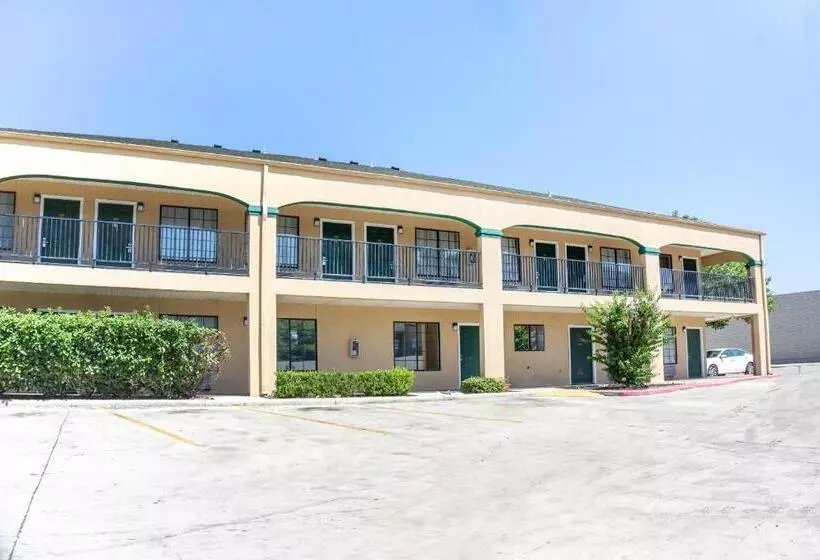 هتل Country Hearth Inn & Suites San Antonio Medical Center