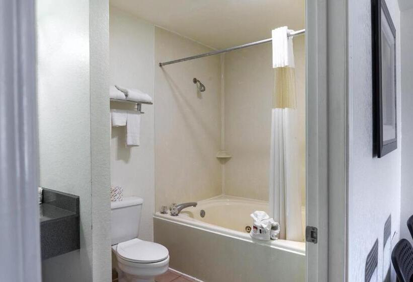 בית מלון כפרי Country Hearth Inn & Suites San Antonio Medical Center