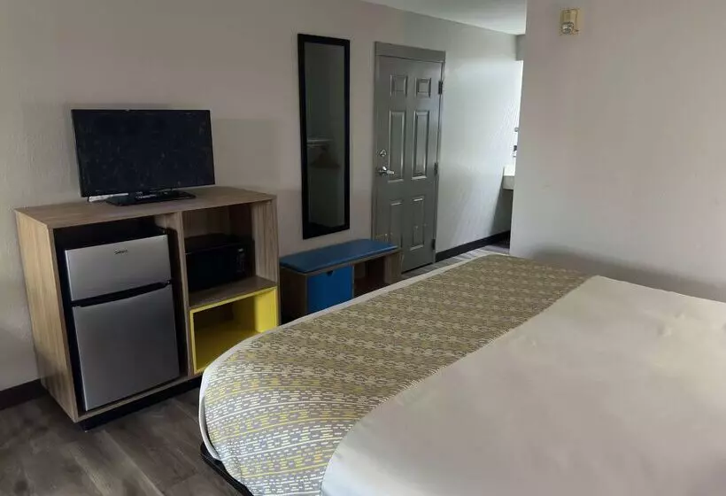 酒店 Days Inn & Suites By Wyndham Opelousas