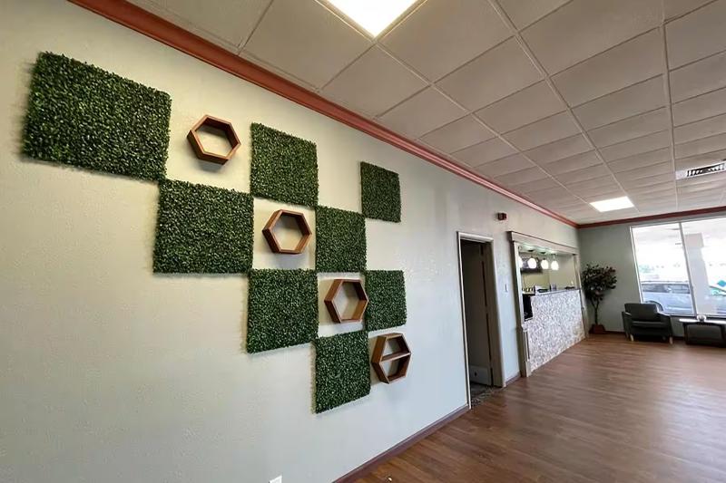 Отель Days Inn & Suites By Wyndham Springfield Oh