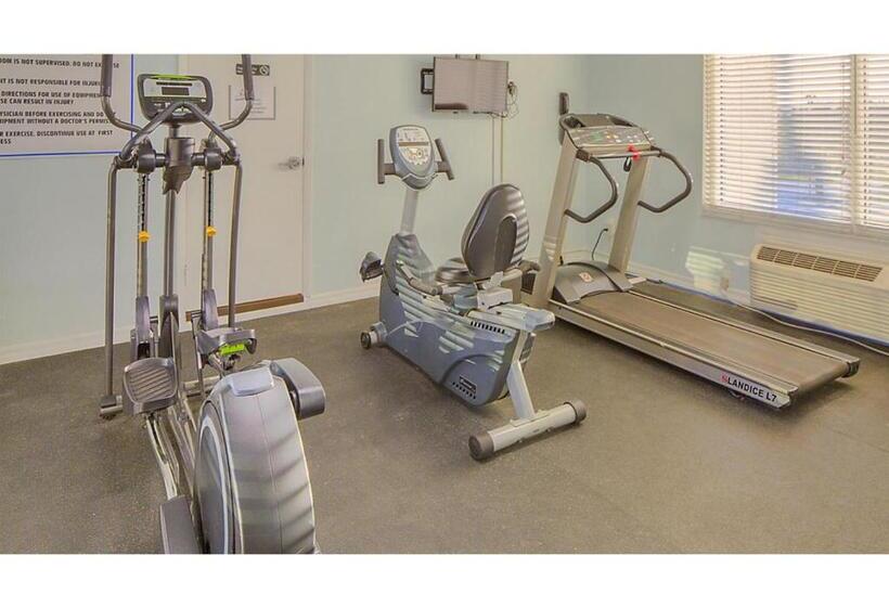 ホテル Dolphin Beach Club