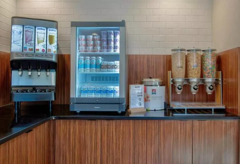 בית מלון כפרי Fairfield Inn & Suites By Marriott Greenwood