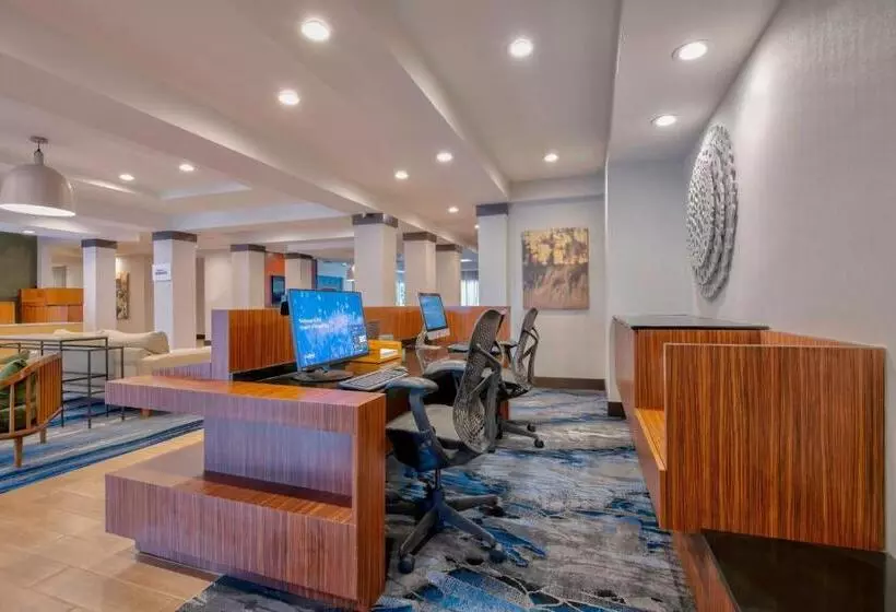 בית מלון כפרי Fairfield Inn & Suites By Marriott Greenwood