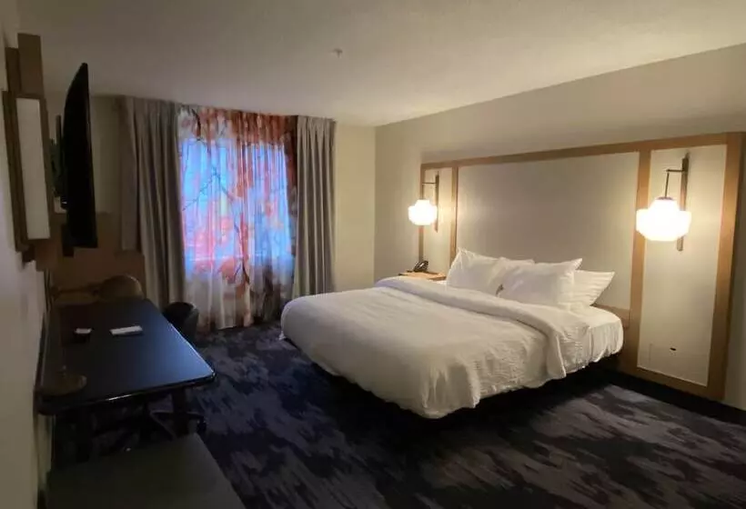 Hotel Fairfield Inn & Suites By Marriott Saratoga Malta