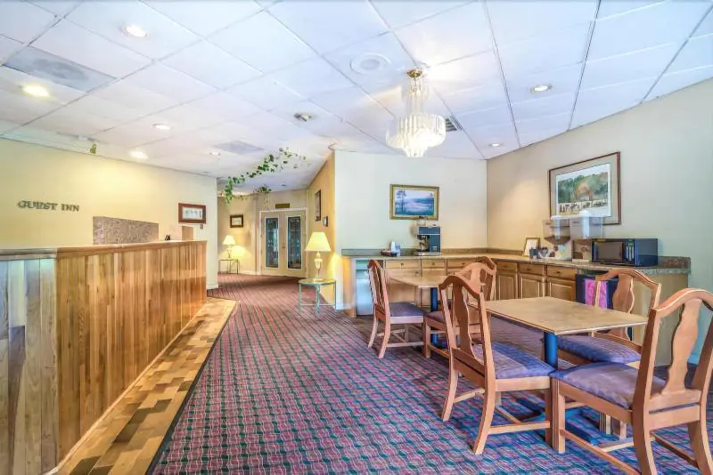 ホテル Guest Inn Aiken