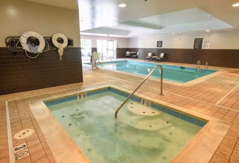 Hotelli Homewood Suites Cincinnati Airport