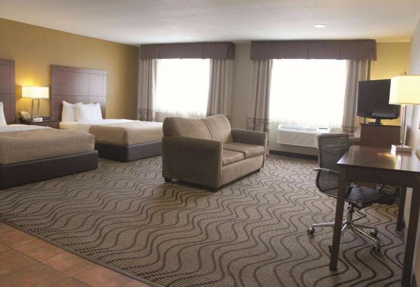 Отель La Quinta Inn & Suites By Wyndham Castle Rock