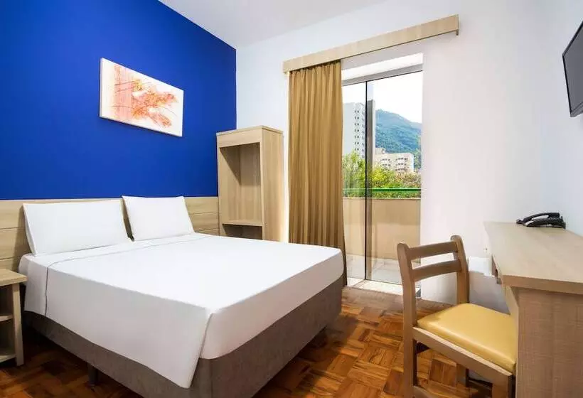 Szálloda Euro Suite Poços De Caldas By Nacional Inn