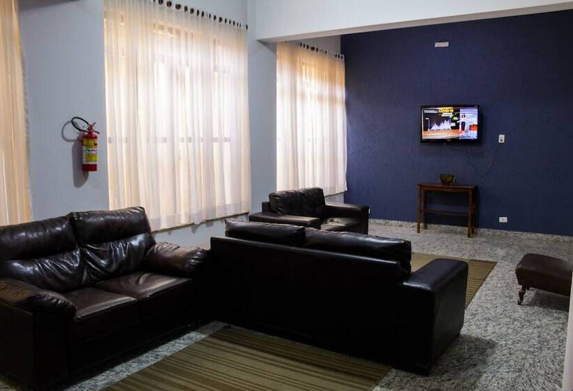 Hotel Euro Suite Poços De Caldas By Nacional Inn