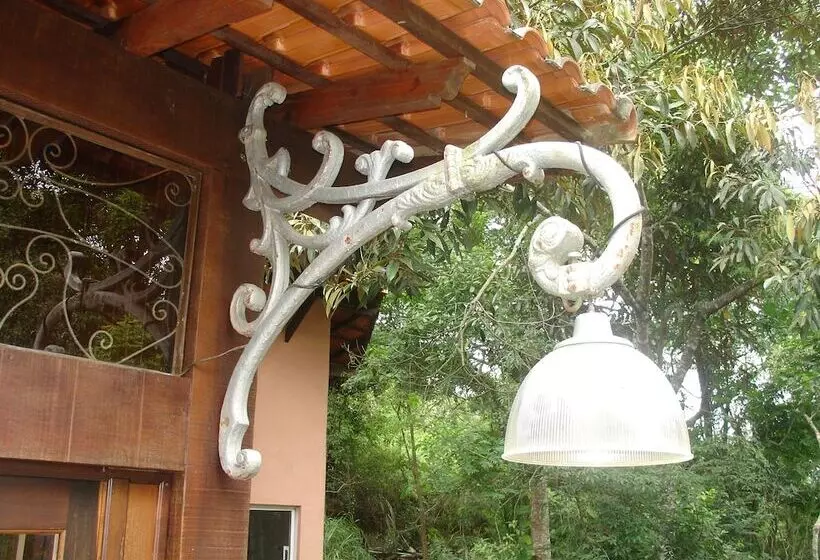 호텔 Pousada Quinta Dos Pássaros