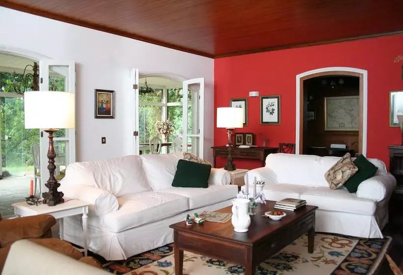 호텔 Pousada Quinta Dos Pássaros