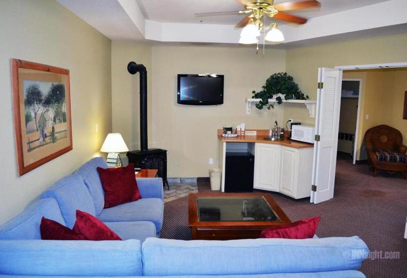 בית מלון כפרי Sebastopol Inn