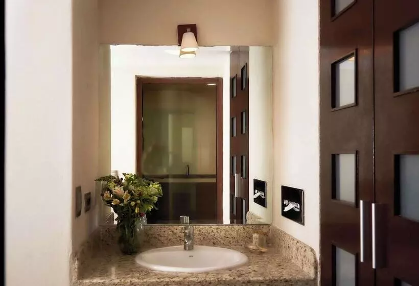 هتل Sleep Inn Puebla Centro Historico