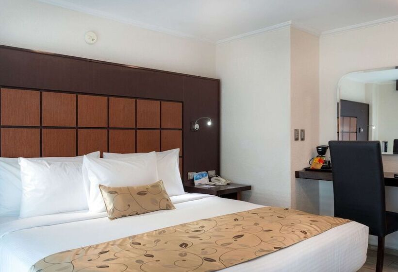 هتل Sleep Inn Puebla Centro Historico