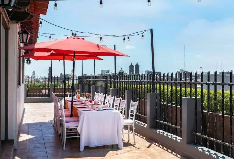 هتل Sleep Inn Puebla Centro Historico