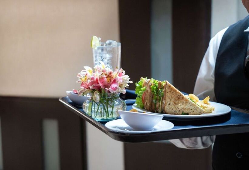 هتل Sleep Inn Puebla Centro Historico