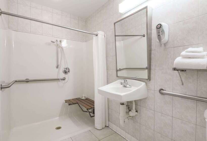 فندق Super 8 By Wyndham Grayson