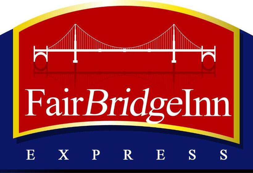 فندق Fairbridge Inn Express North Lima