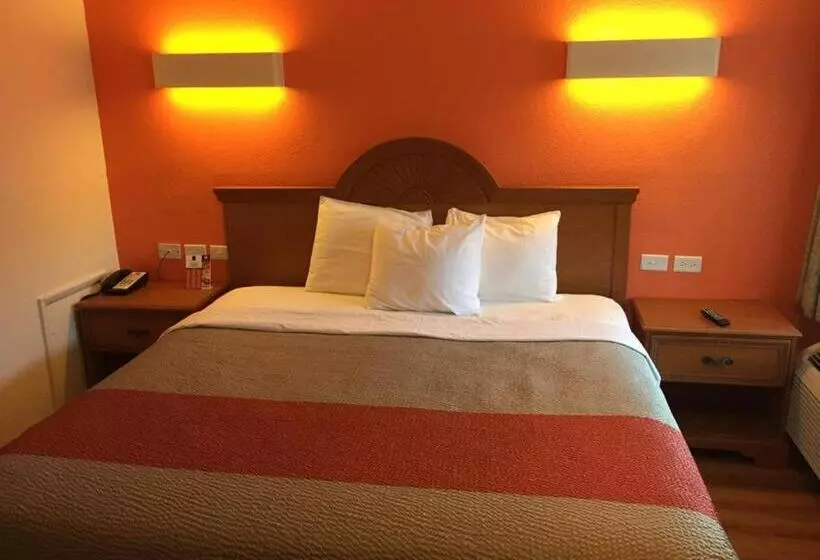 호텔 Fairbridge Inn Express North Lima