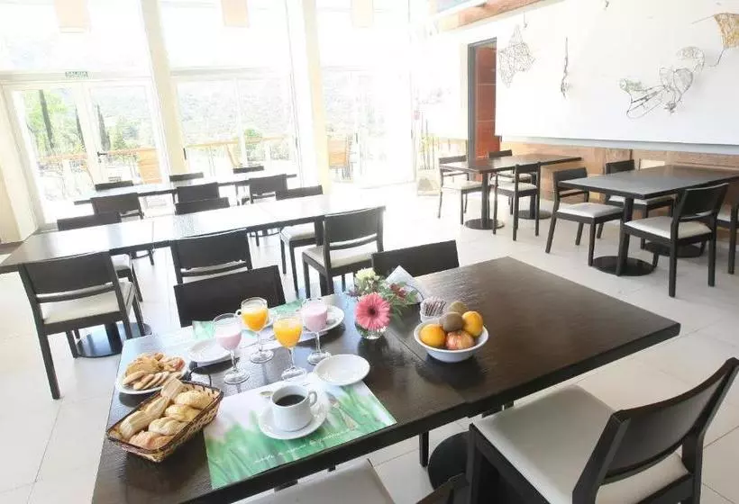 Tres Pircas Hotel & Spa