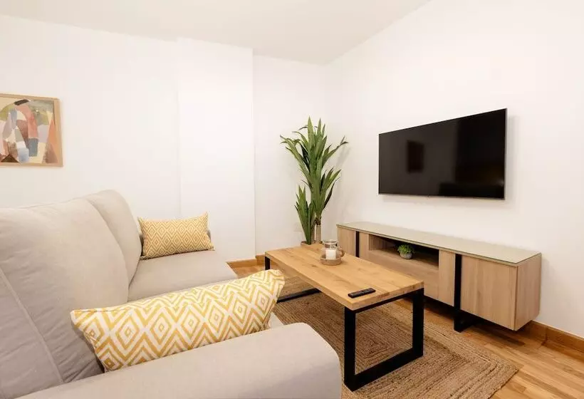 Apartamentos Debambú