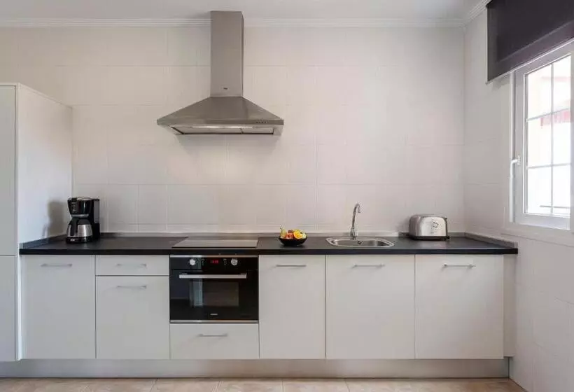 هتل Ama Islantilla Resort