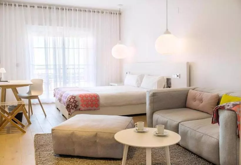 هتل Ama Islantilla Resort