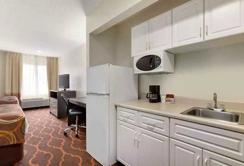 Hotel Baymont By Wyndham Grovetown Augusta