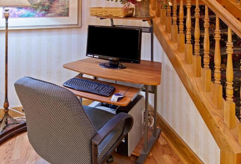 فندق Baymont By Wyndham Mishawaka South Bend Area