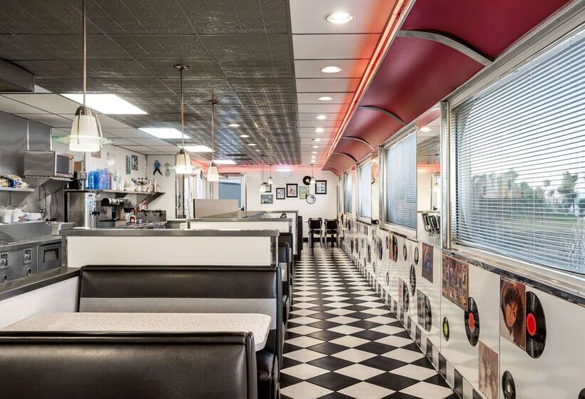 בית מלון כפרי Baymont By Wyndham Rawlins