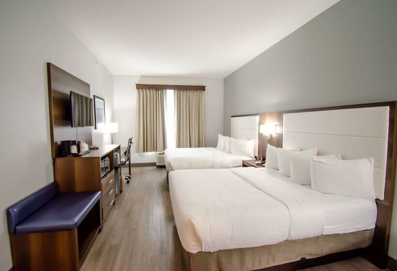 فندق Best Western Plus First Coast Inn And Suites